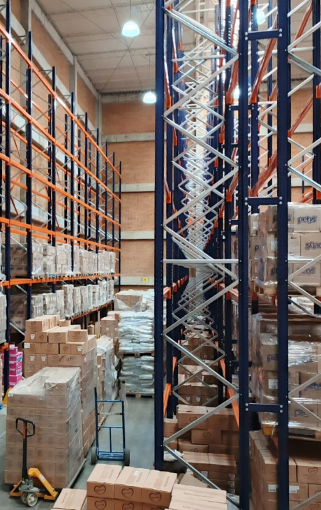 Estantería selectiva de alta capacidad | Proyecto logístico Modultec.
