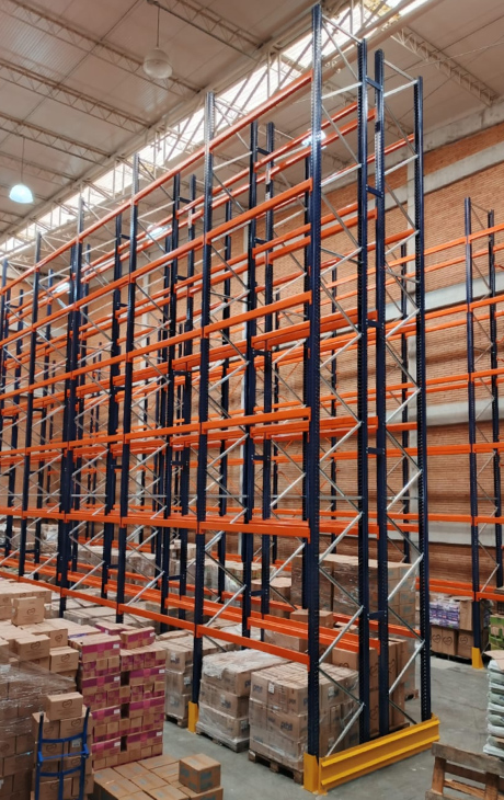 Estantería selectiva de alta capacidad | Proyecto logístico Modultec.
