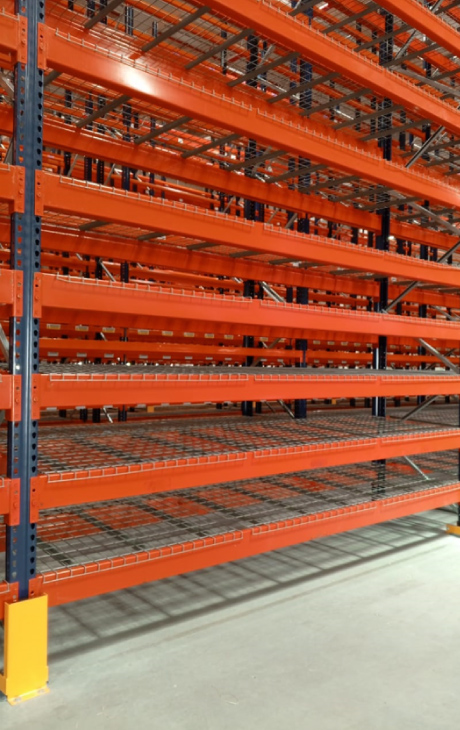 Primera fase de proyecto para multinacional de zapatos, entrepaños y protectores
