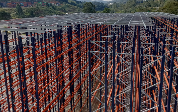Bodega autoportante con capacidad de 2.800 posiciones | Proyecto logístico Modultec