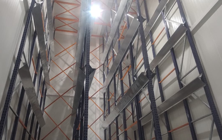 Estantería Drive-In de 9 m para cuartos fríos en Guasca | Proyecto logístico Modultec
