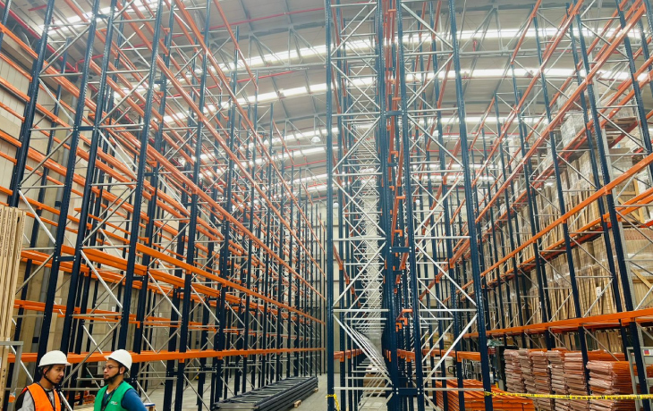 Estantería industrial de 11 m en el Parque Empresarial Lógika | Proyecto Modultec