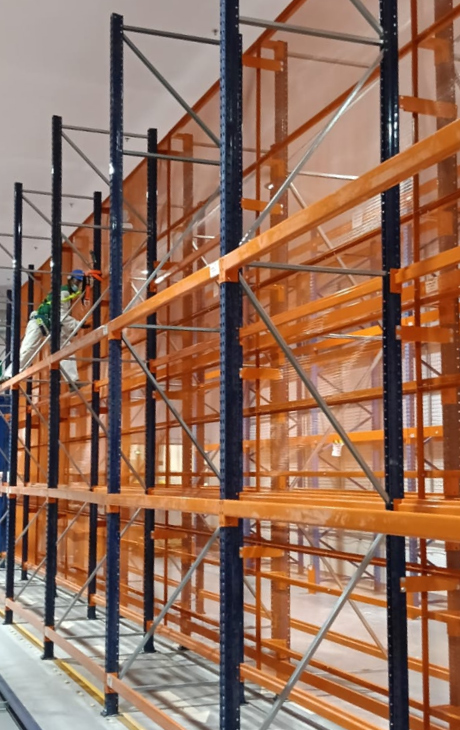 Estantería selectiva con mallas de seguridad | Proyecto logístico Modultec